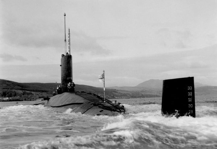 HMS Courageous S50 Submarine | Photo Print | Framed Print | Valiant class | Royal Navy Hampshire Prints