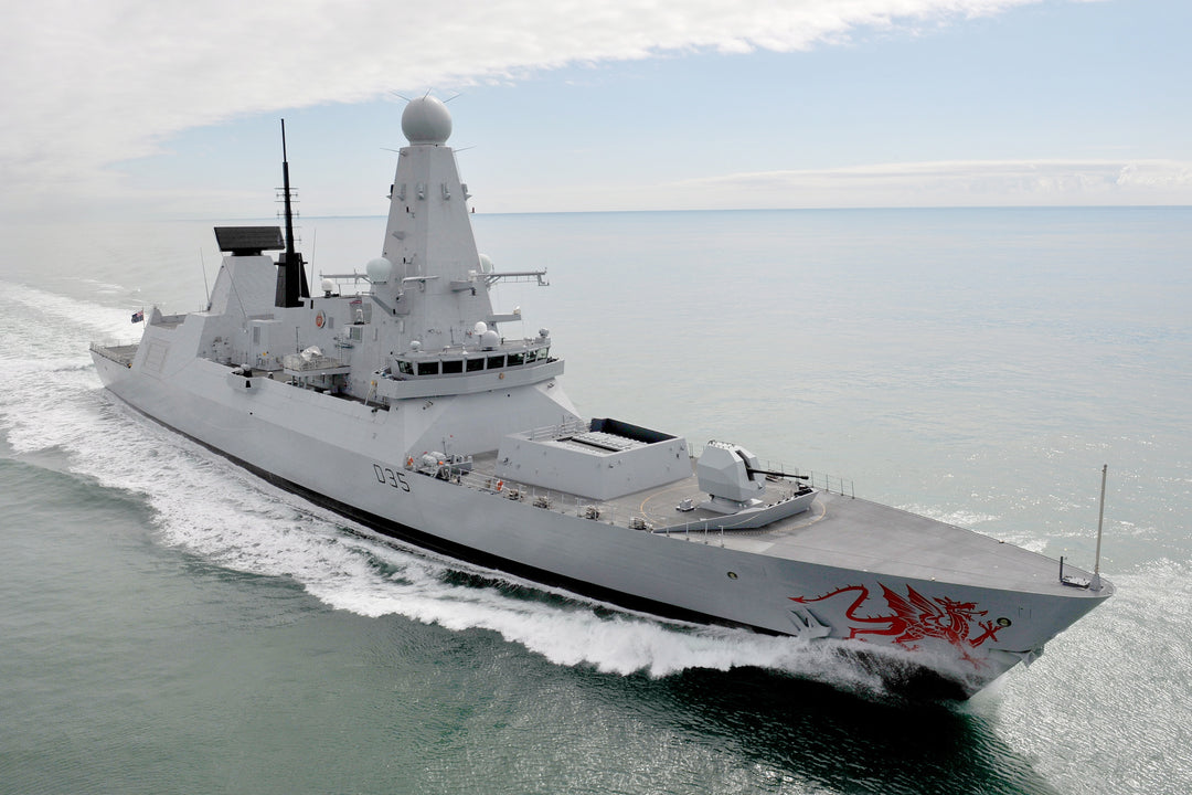 HMS Dragon D35 | Photo Print | Framed Print | Poster | Type 45 | Destroyer | Royal Navy Hampshire Prints