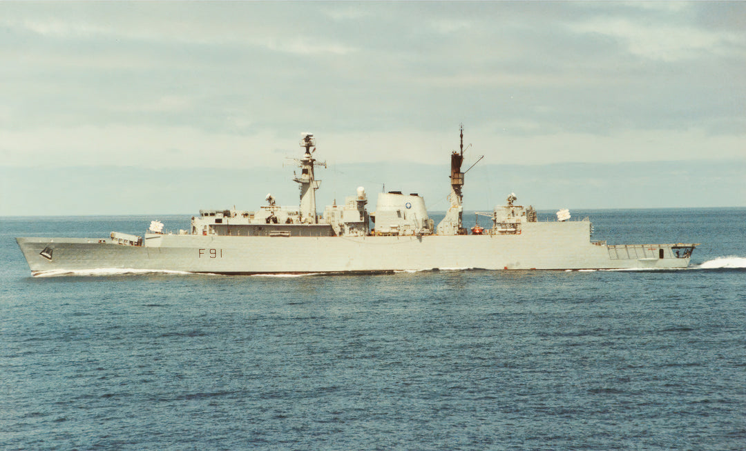 HMS Brazen F91 | Photo Print | Framed Print | Poster | Type 22 | Frigate | Royal Navy Hampshire Prints