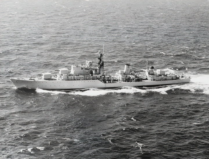 HMS Diana D126 | Photo Print | Framed Print | Daring Class | Destroyer | Royal Navy Hampshire Prints