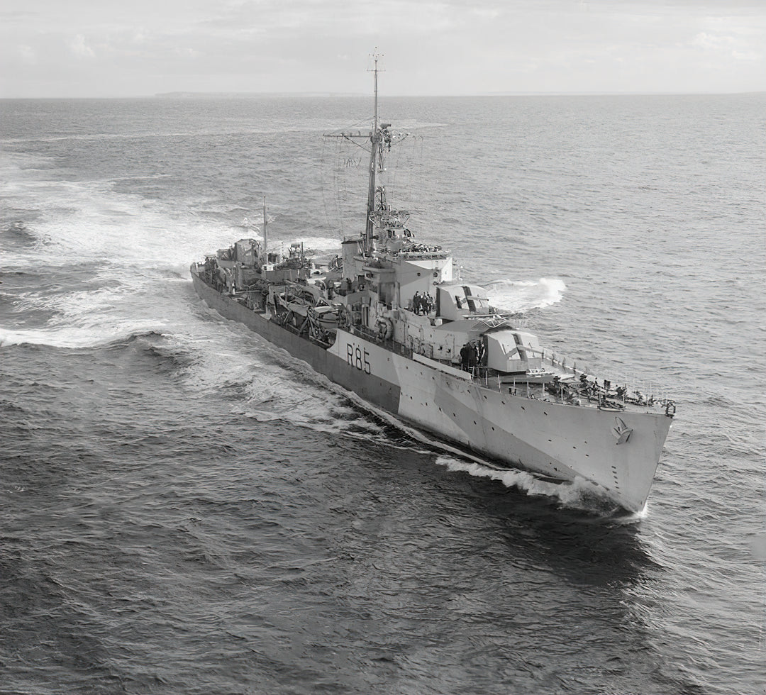 HMS Cambrian R85 Royal Navy C class destroyer Photo Print or Framed Print - Hampshire Prints