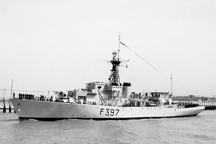 HMS Launceston Castle F397 (K397) | Photo Print | Framed Print | Castle Class | Corvette | Royal Navy Hampshire Prints