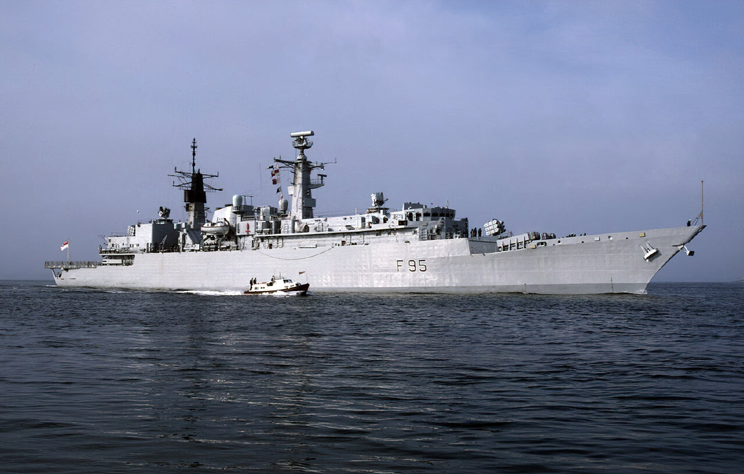 HMS London F95 Royal Navy Type 22 frigate Photo Print or Framed Print - Hampshire Prints