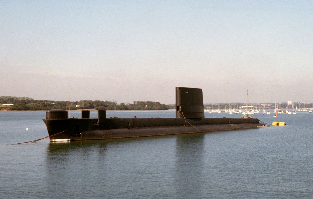 HMS Porpoise S01 Submarine | Photo Print | Framed Print | Porpoise Class | Royal Navy Hampshire Prints