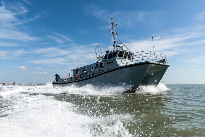 HMS Magpie H130 | Photo Print | Framed Print | Coastal Survey Vessel | Royal Navy Hampshire Prints