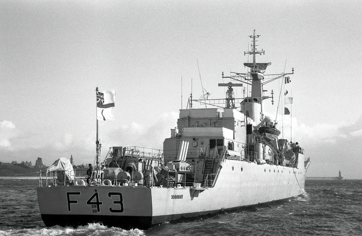 HMS Torquay F43 Royal Navy Whitby Class Frigate Photo Print or Framed Print - Hampshire Prints