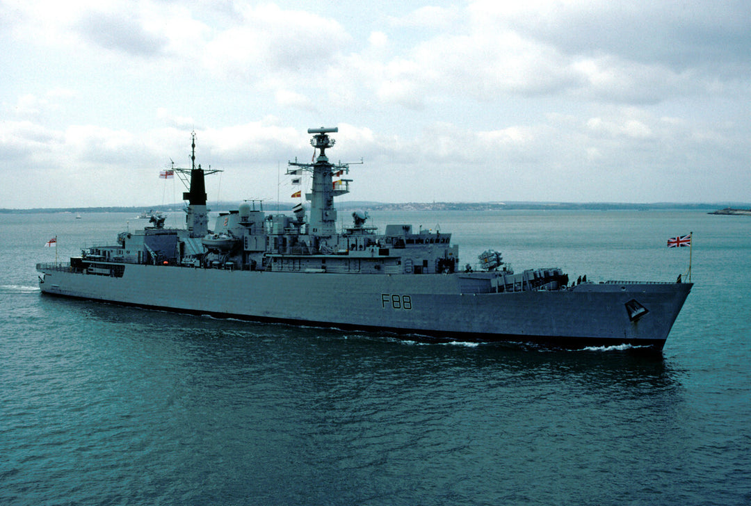 HMS Broadsword F88 | Photo Print | Framed Print | Poster | Type 22 | Frigate | Royal Navy Hampshire Prints