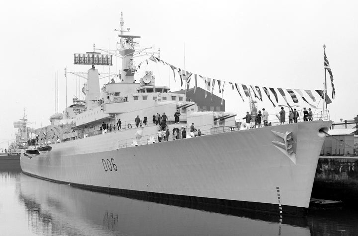 HMS Hampshire D06 | Photo Print | Framed Print | County Class | Destroyer | Royal Navy Hampshire Prints