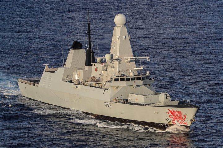 HMS Dragon D35 Royal Navy Type 45 destroyer Photo Print or Framed Print - Hampshire Prints