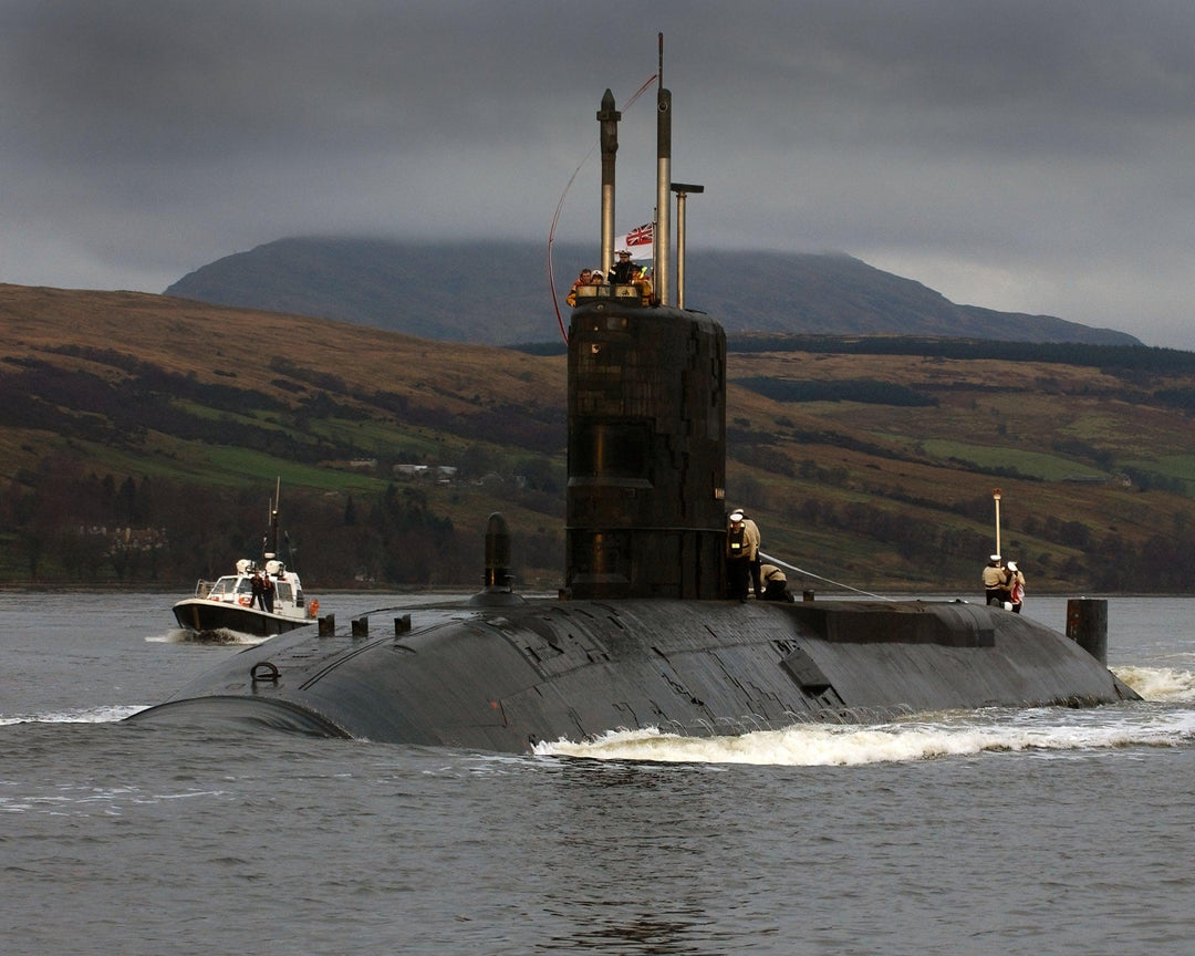 HMS Spartan S105 Submarine | Photo Print | Framed Print | Swiftsure Class | Royal Navy Hampshire Prints