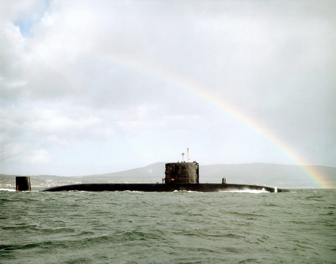 HMS Swiftsure S126 Submarine | Photo Print | Framed Print | Swiftsure Class | Royal Navy Hampshire Prints