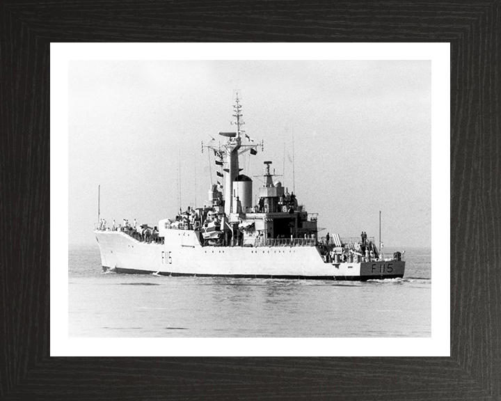 HMS Berwick F115 Royal Navy Rothesay Class frigate Photo Print or Framed Print - Hampshire Prints