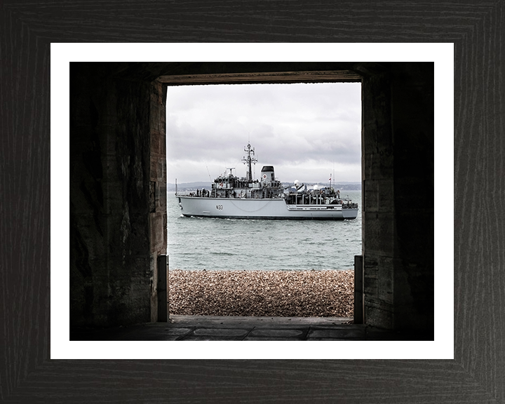 HMS Brocklesby M33 Royal Navy Hunt class Mine Counter Measures Vessel Photo Print or Framed Print - Hampshire Prints