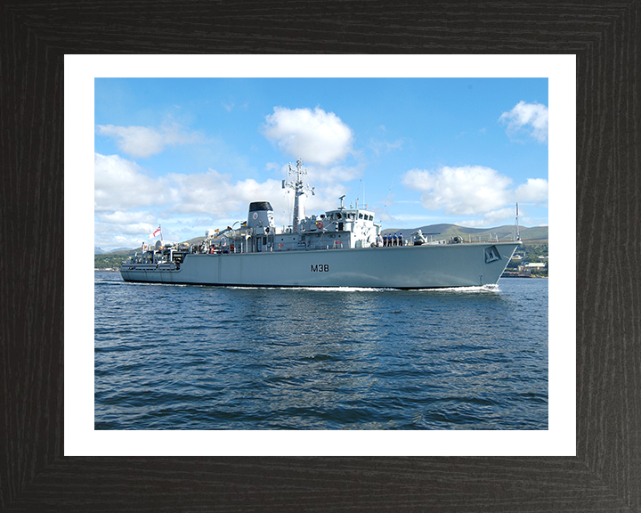 HMS Atherstone M38 Royal Navy Hunt class mine countermeasures vessel Photo Print or Framed Print - Hampshire Prints