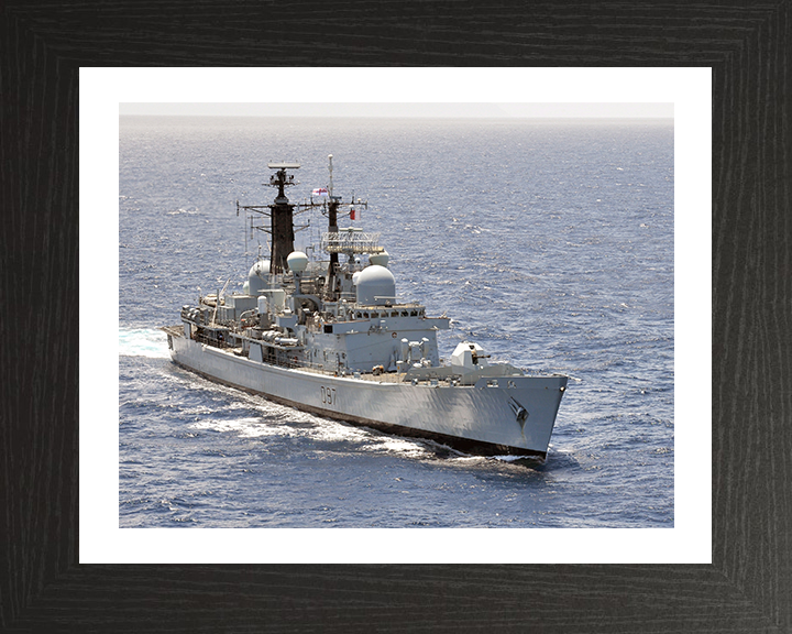 HMS Edinburgh D97 | Photo Print | Framed Print | Poster | Type 42 | Destroyer | Royal Navy Hampshire Prints