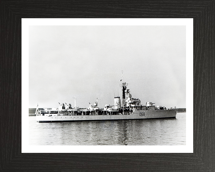 HMS Barrosa (D68) Photo Print - Starboard Side View - Royal Navy Battle Class Destroyer Hampshire Prints 10 x 8 Black Frame Yes