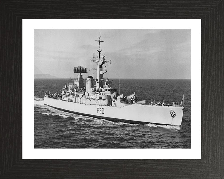 HMS Cleopatra F28 | Photo Print | Framed Print | Leander Class | Frigate | Royal Navy Hampshire Prints