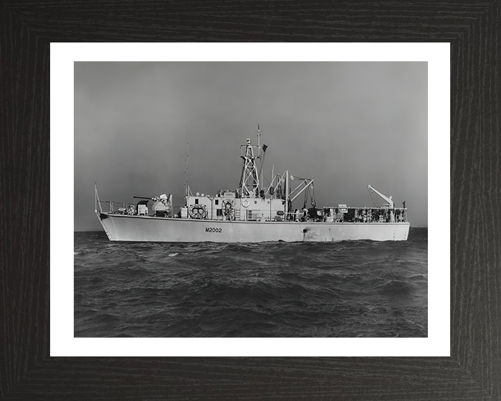 HMS Aveley M2002 Royal Navy Ley class minesweeper Photo Print or Framed Print - Hampshire Prints