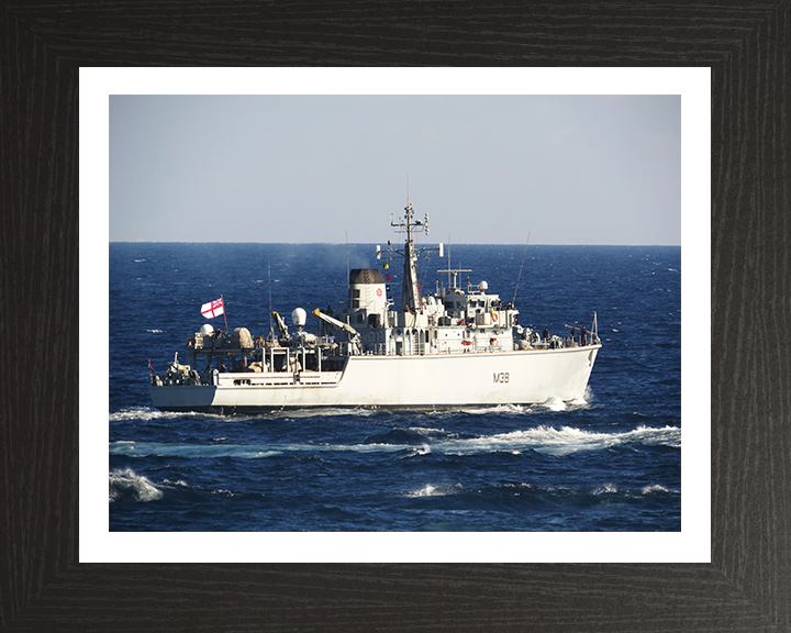 HMS Atherstone M38 Royal Navy Hunt class mine countermeasures vessel Photo Print or Framed Print - Hampshire Prints