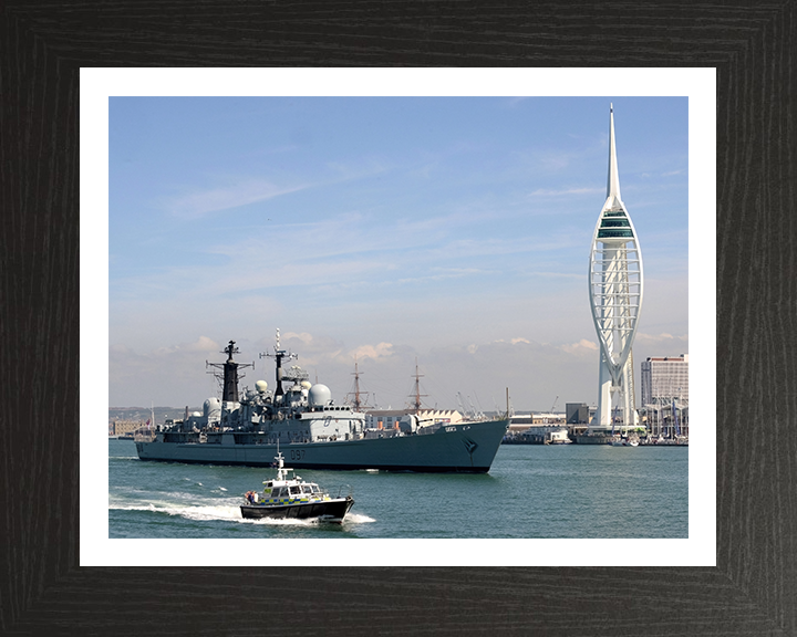 HMS Edinburgh D97 | Photo Print | Framed Print | Poster | Type 42 | Destroyer | Royal Navy Hampshire Prints
