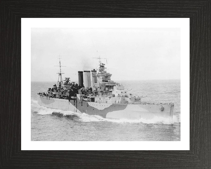 HMS Devonshire (39) | Photo Print | Framed Print | County Class | Cruiser | Royal Navy Hampshire Prints