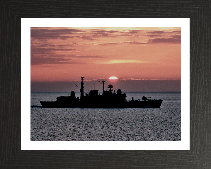 HMS Cardiff D108 Royal Navy Type 42 destroyer Photo Print or Framed Print - Hampshire Prints