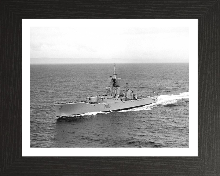 HMS Brighton F106 Royal Navy Rothesay Class Frigate Photo Print or Framed Print - Hampshire Prints