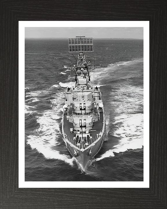 HMS Barrosa D68 | Photo Print | Framed Print | Battle Class | Destroyer | Royal Navy Hampshire Prints