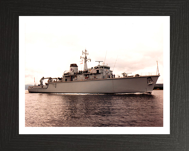 HMS Brecon M29 Royal Navy Hunt class mine countermeasures vessel Photo Print or Framed Print - Hampshire Prints