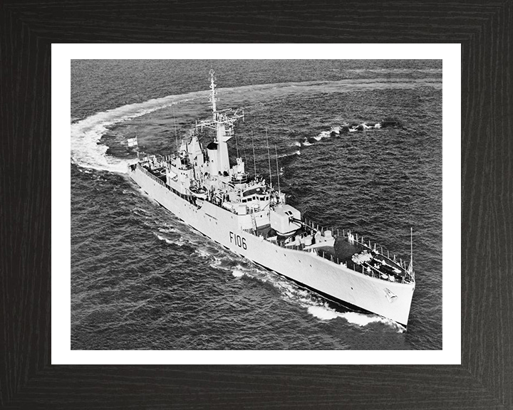 HMS Brighton F106 Royal Navy Rothesay Class Frigate Photo Print or Framed Print - Hampshire Prints