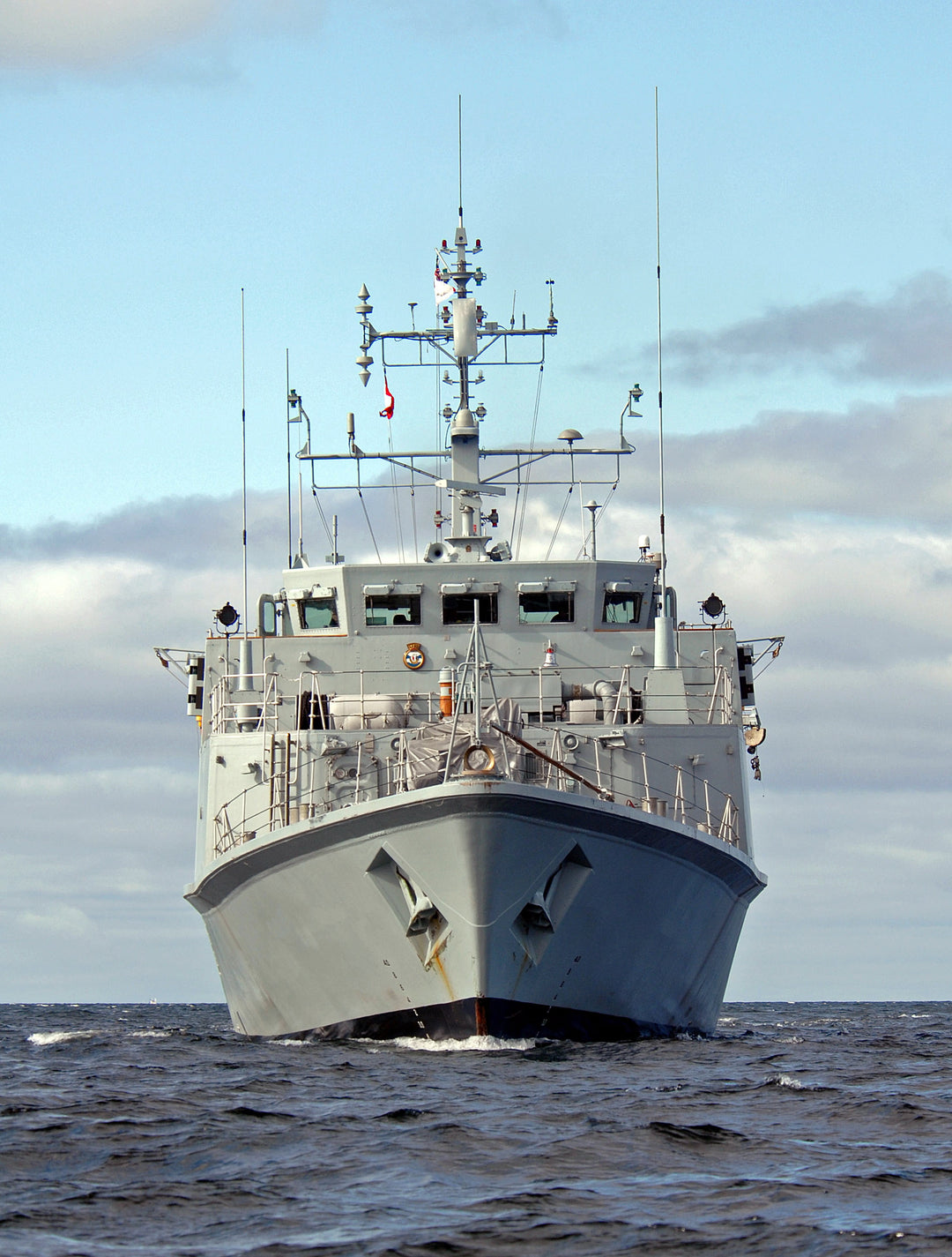 HMS Bangor M109 Royal Navy Sandown class minehunter Photo Print or Framed Print - Hampshire Prints