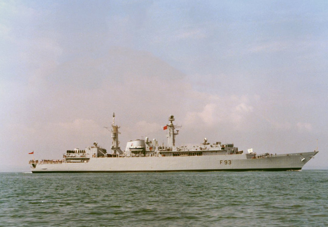 HMS Beaver F93 Royal Navy Type 22 Frigate Photo Print or Framed Print - Hampshire Prints