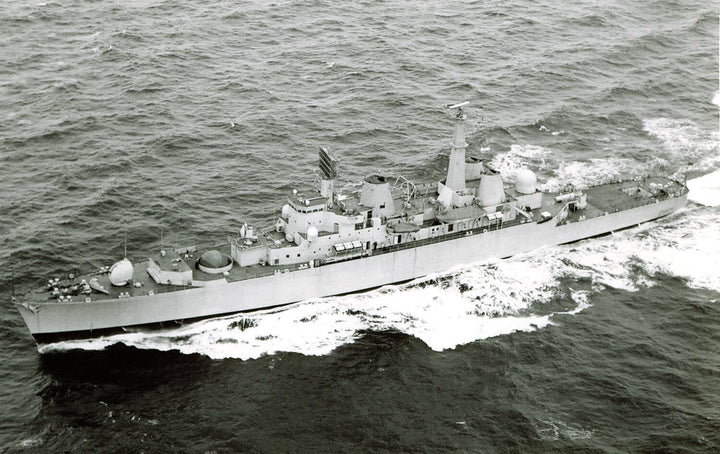 HMS Bristol D23 | Photo Print | Framed Print | Poster | Type 82 | Destroyer | Royal Navy Hampshire Prints