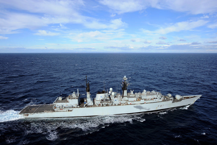 HMS Chatham F87 | Photo Print | Framed Print | Poster | Type 22 | Frigate | Royal Navy Hampshire Prints