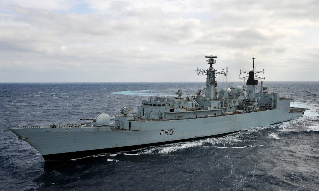 HMS Cornwall F99 | Photo Print | Framed Print | Poster | Type 22 | Frigate | Royal Navy Hampshire Prints