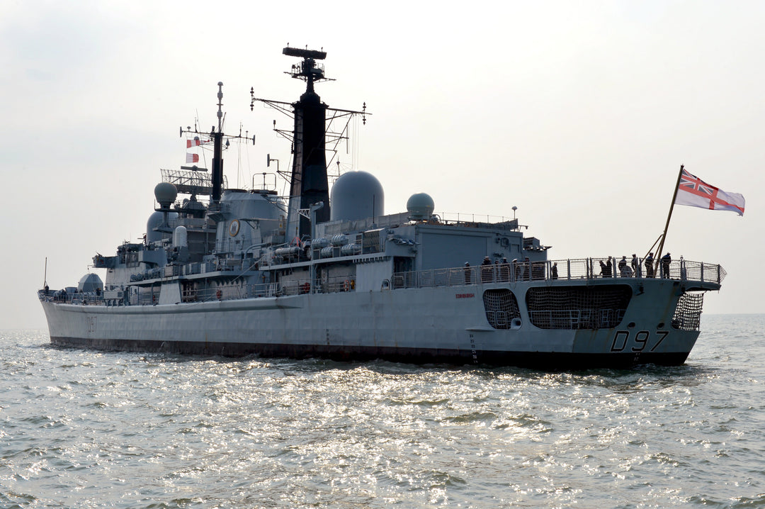 HMS Edinburgh D97 Royal Navy Type 42 Destroyer Photo Print or Framed Print - Hampshire Prints