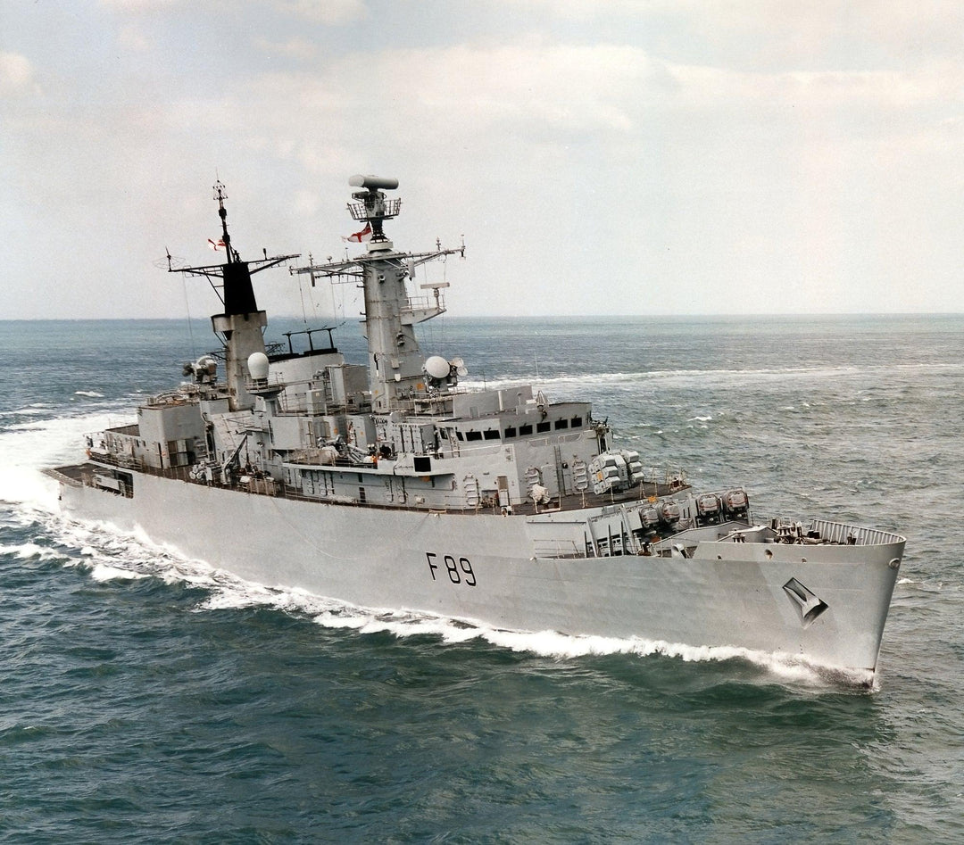 HMS Battleaxe F89 Royal Navy Type 22 Frigate Photo Print or Framed Print - Hampshire Prints