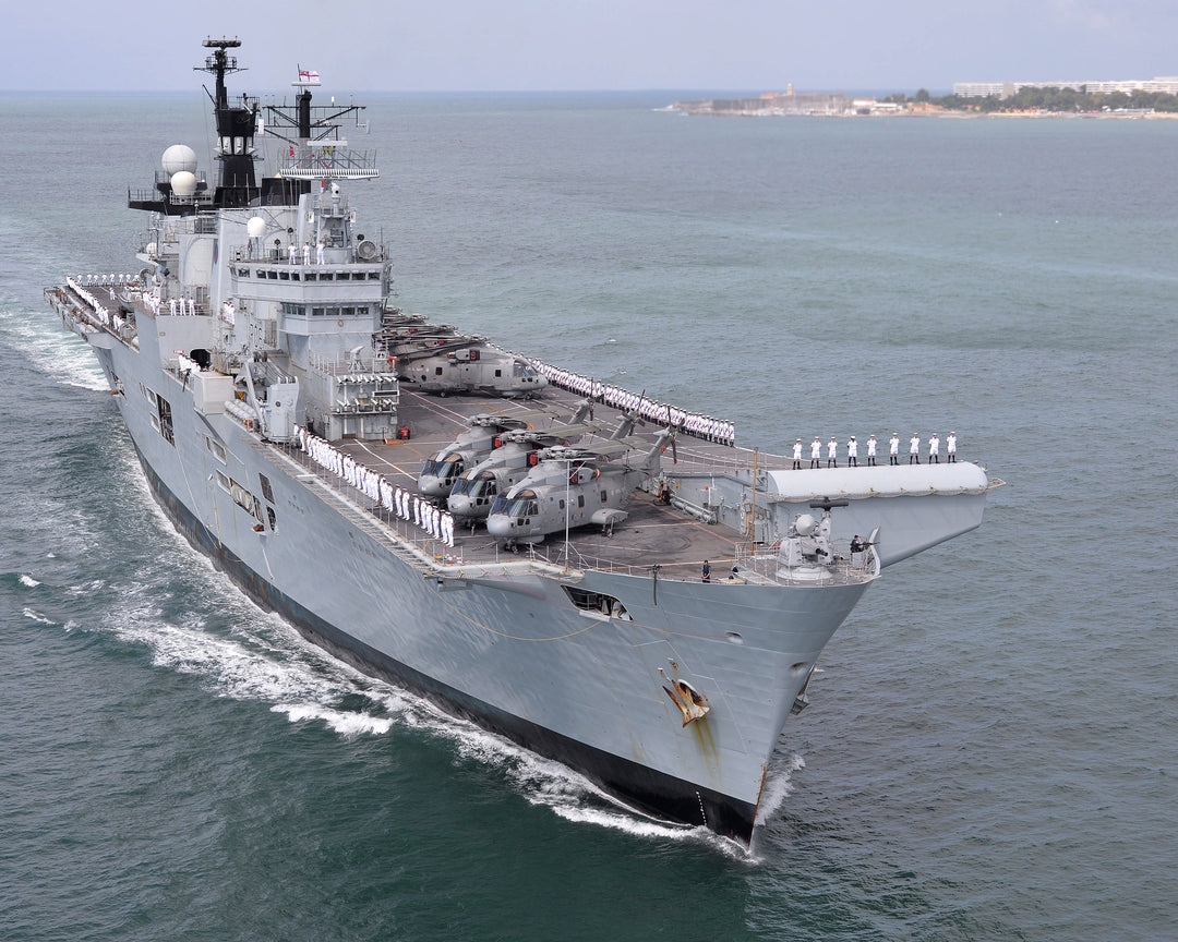 HMS Illustrious R06 | Photo Print | Framed Print | Invincible Class | Aircraft Carrier | Royal Navy Hampshire Prints