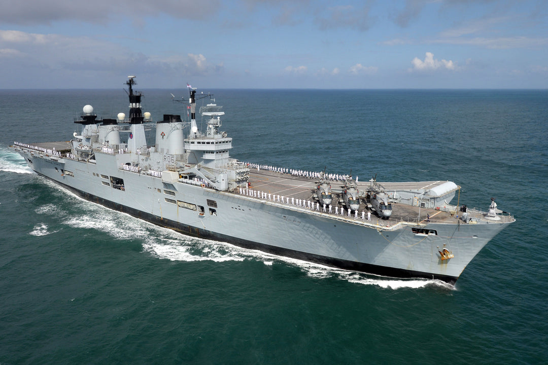 HMS Illustrious R06 | Photo Print | Framed Print | Invincible Class | Aircraft Carrier | Royal Navy Hampshire Prints