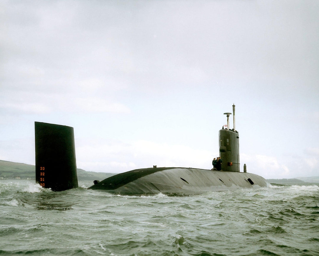 HMS Swiftsure S126 Royal Navy Swiftsure class Submarine Photo Print or Framed Print - Hampshire Prints