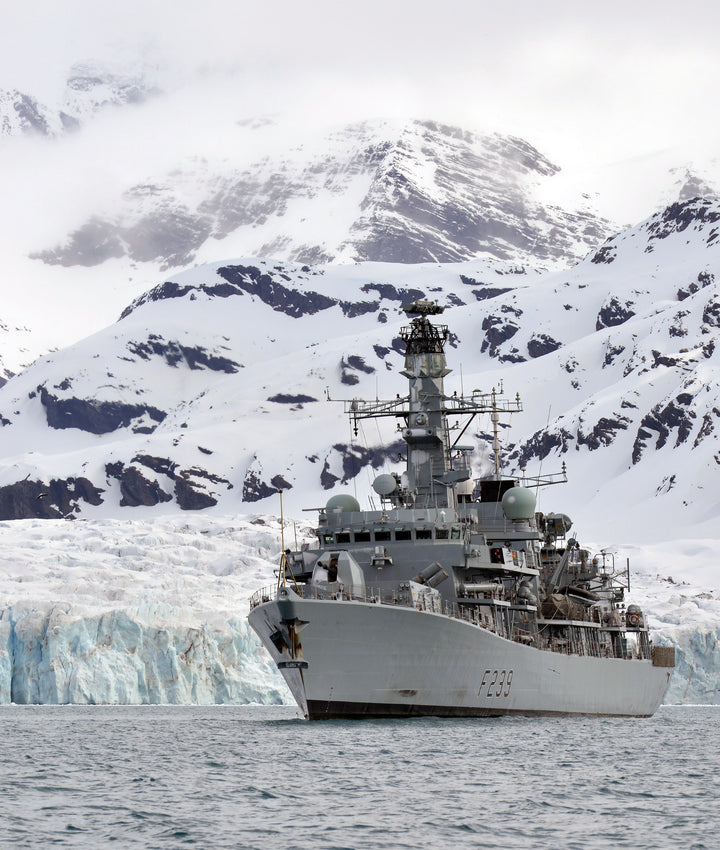 HMS Richmond F239 | Photo Print | Framed Print | Poster | Type 23 | Frigate | Royal Navy Hampshire Prints