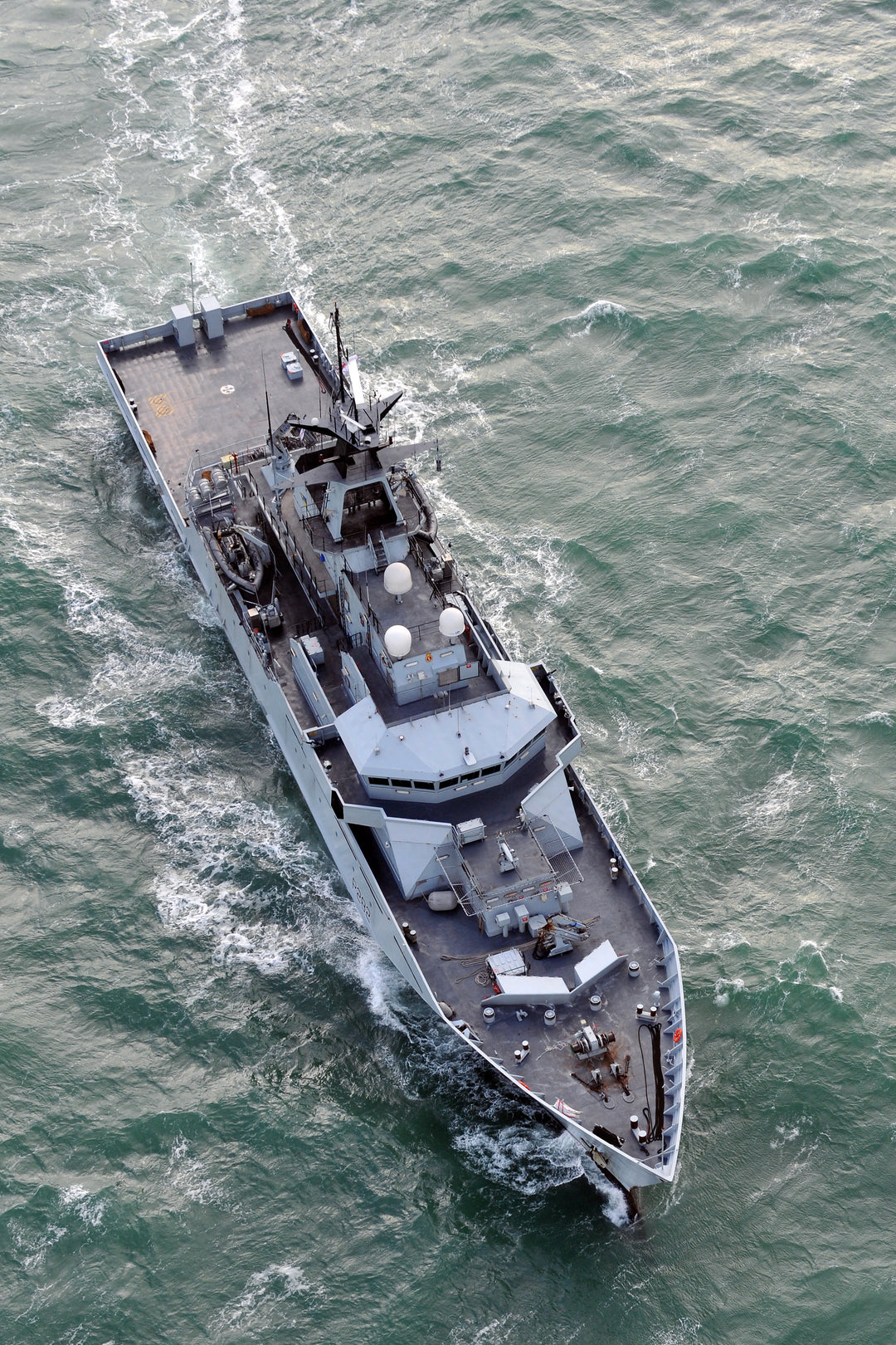 HMS Severn P282 Royal Navy River class offshore patrol vessel Photo Print or Framed Print - Hampshire Prints