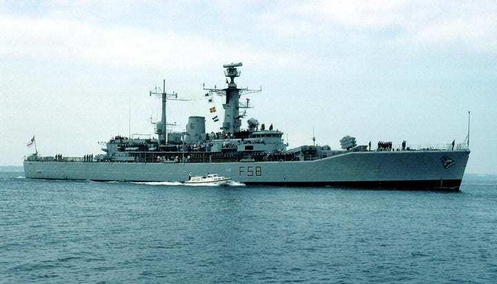 HMS Hermione F58 | Photo Print | Framed Print | Leander Class | Frigate | Royal Navy Hampshire Prints