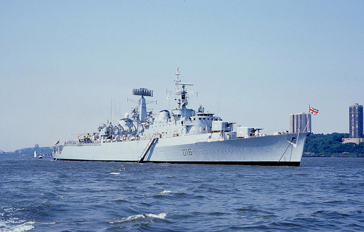 HMS London D16 | Photo Print | Framed Print | County Class | Destroyer | Royal Navy Hampshire Prints