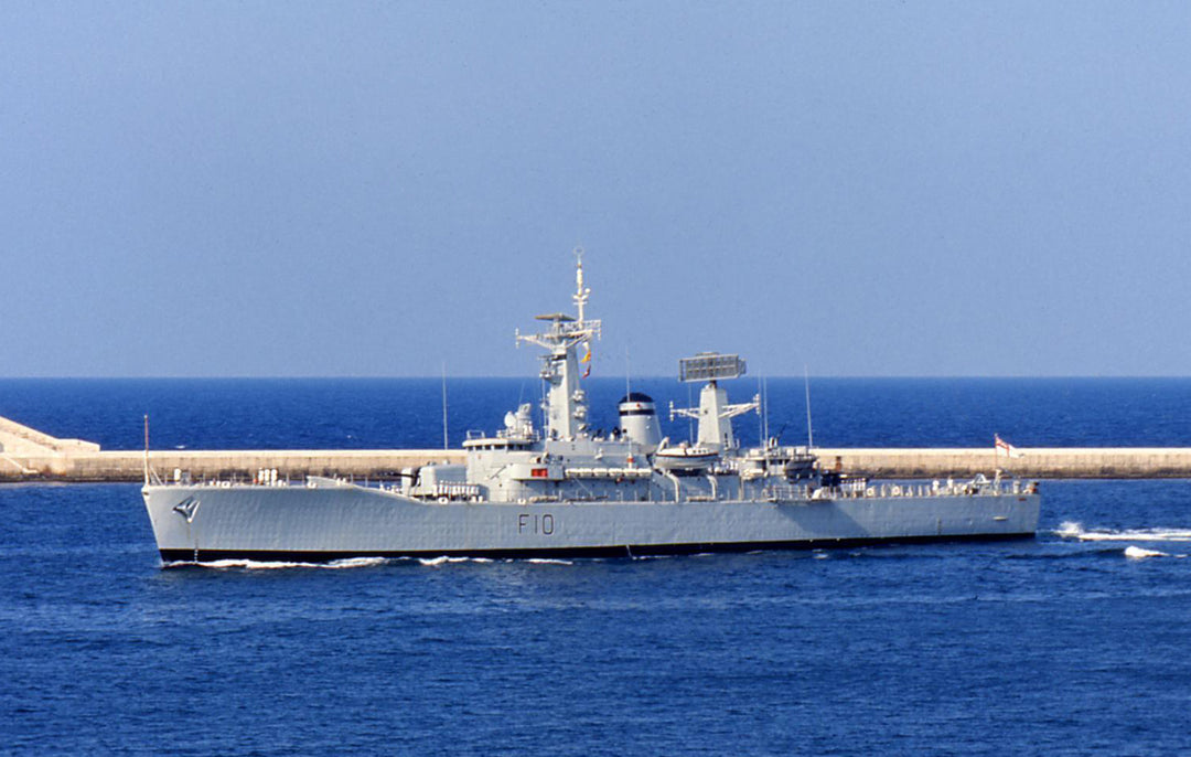 HMS Aurora F10 | Photo Print | Framed Print | Poster | Leander Class | Frigate | Royal Navy Hampshire Prints