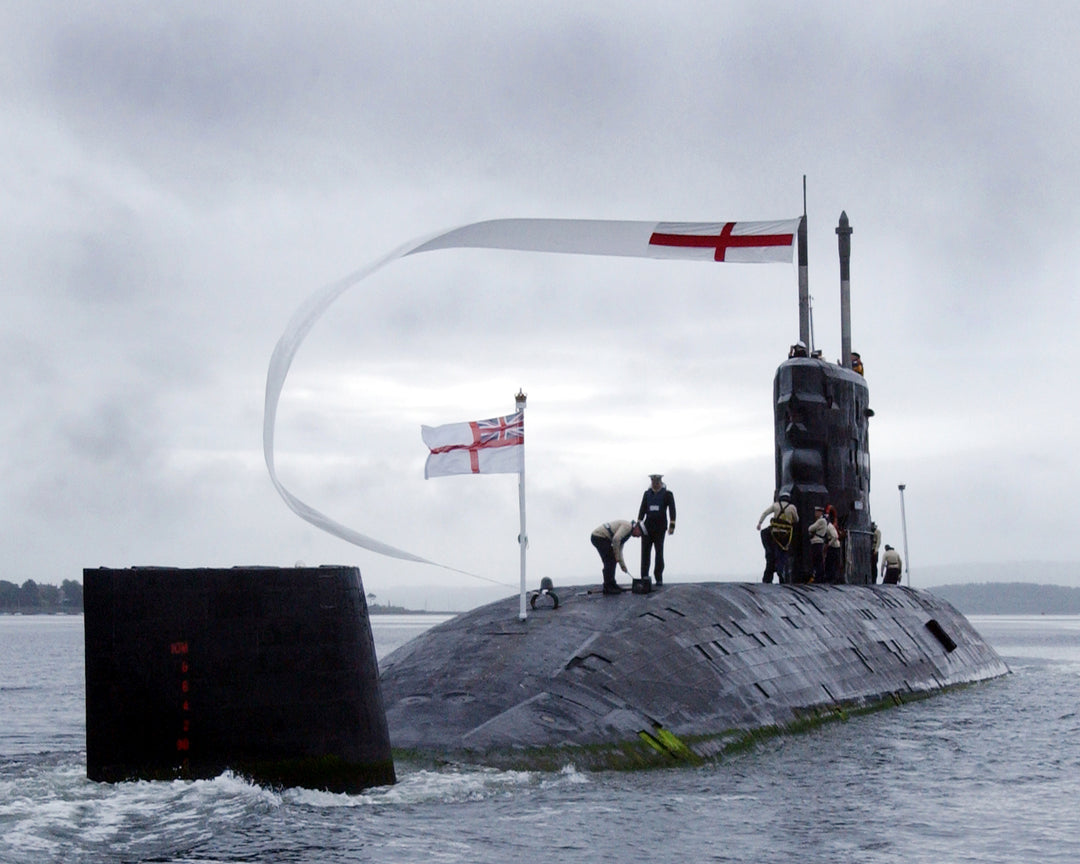 HMS Splendid S106 Royal Navy Swiftsure class Submarine Photo Print or Framed Print - Hampshire Prints