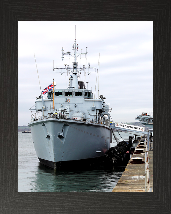 HMS Cattistock M31 | Photo Print | Framed Print | Hunt Class | Minehunter | Royal Navy Hampshire Prints