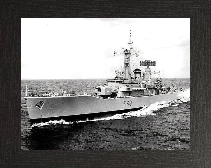 HMS Bacchante F69 | Photo Print | Framed Print | Leander Class | Frigate | Royal Navy Hampshire Prints
