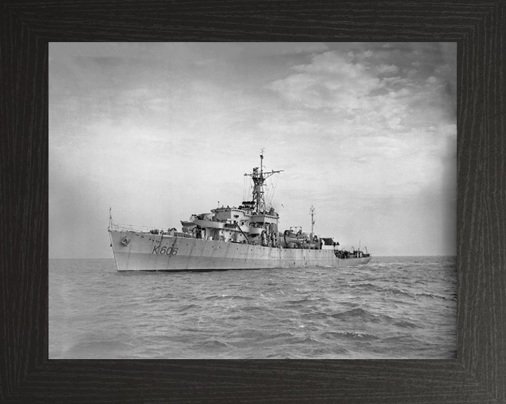 HMS Bigbury Bay K606 | Photo Print | Framed Print | Bay Class | Frigate | Royal Navy Hampshire Prints