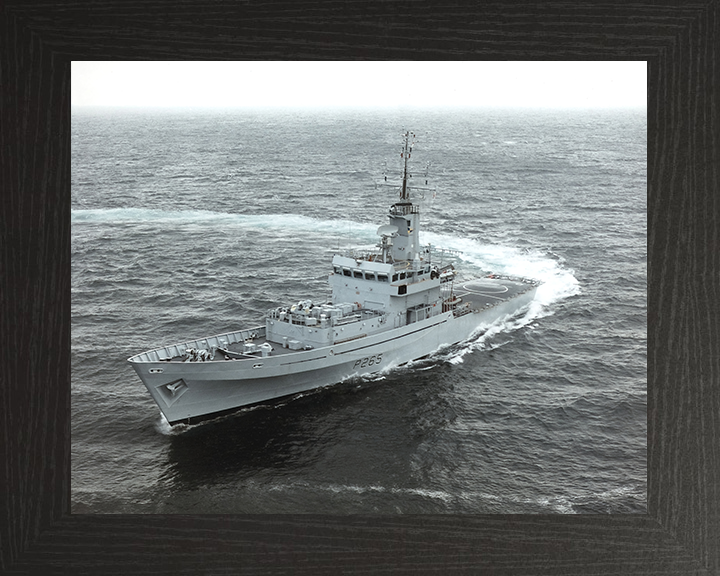 HMS Dumbarton Castle P265 Royal Navy Castle class patrol vessel Photo Print or Framed Print - Hampshire Prints